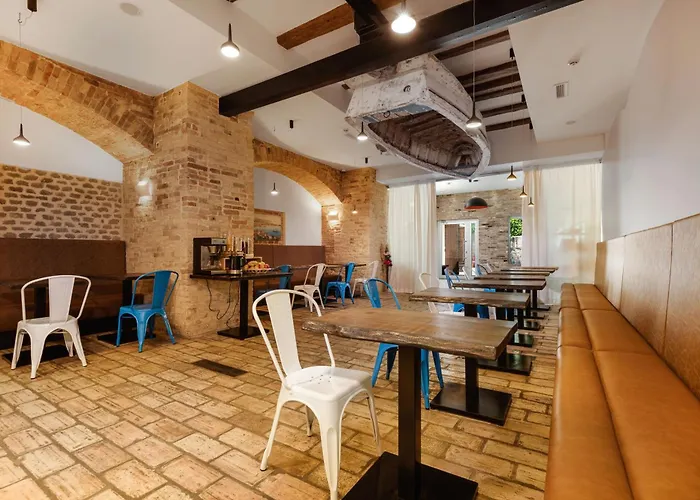 Azur Luxury 4* Split