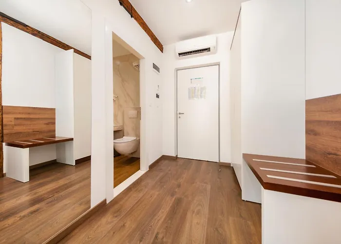 Azur Luxury Guest house