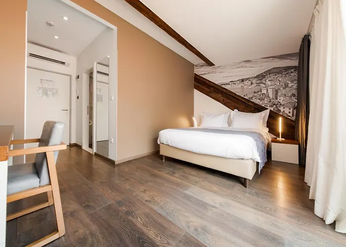 Guest house Azur Luxury Split