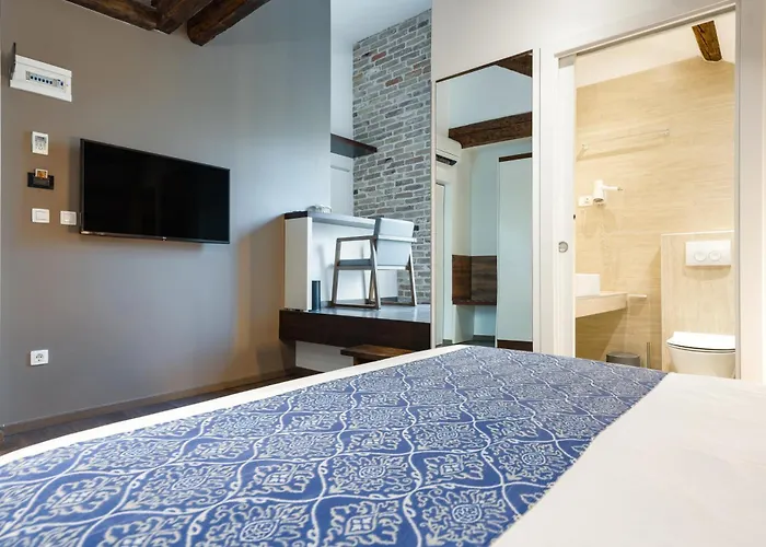 Azur Luxury Guest house