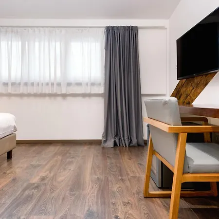 غرف أزور بالاس لاكشري 4*