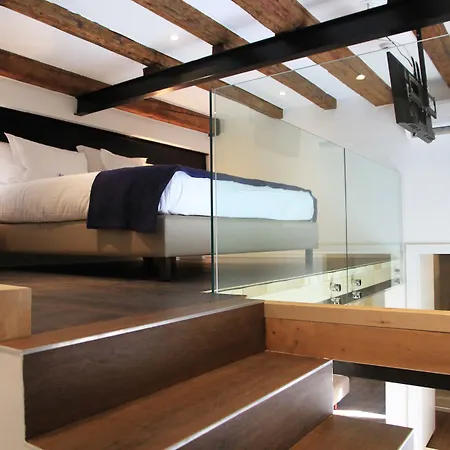 Πανσιόν Azur Palace Luxury 4*