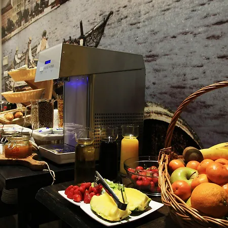 Azur Palace Luxury 4*
