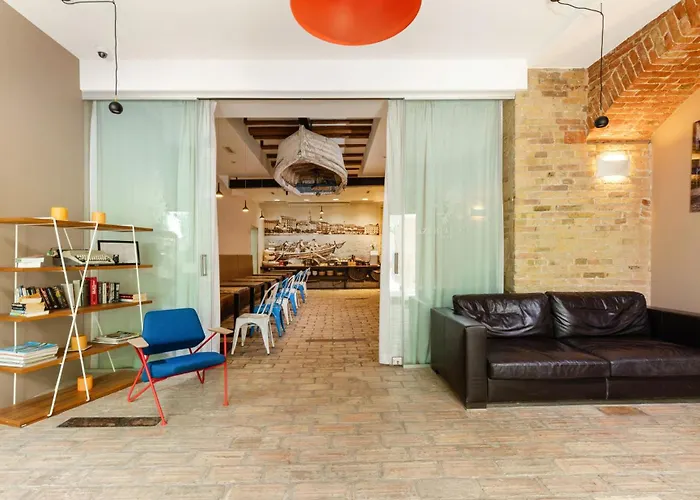 Guest house Azur Luxury 4*