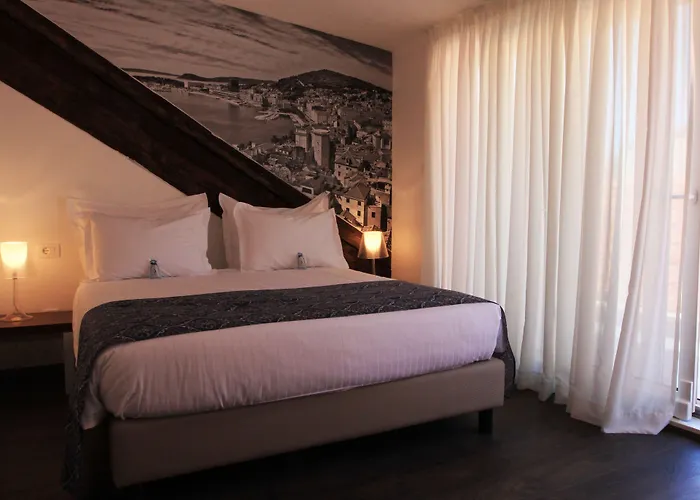 Guest house Azur Luxury 4*