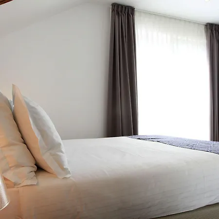 Azur Palace Luxury Konukevi