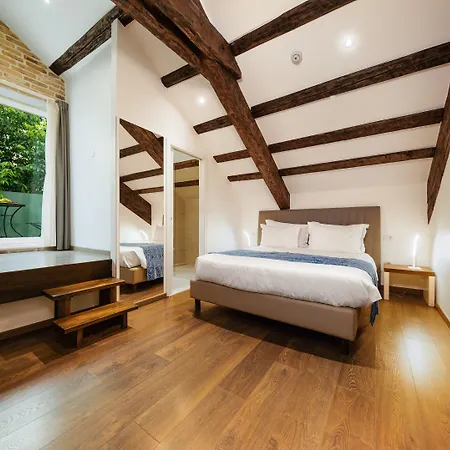 Konukevi Azur Palace Luxury 4*